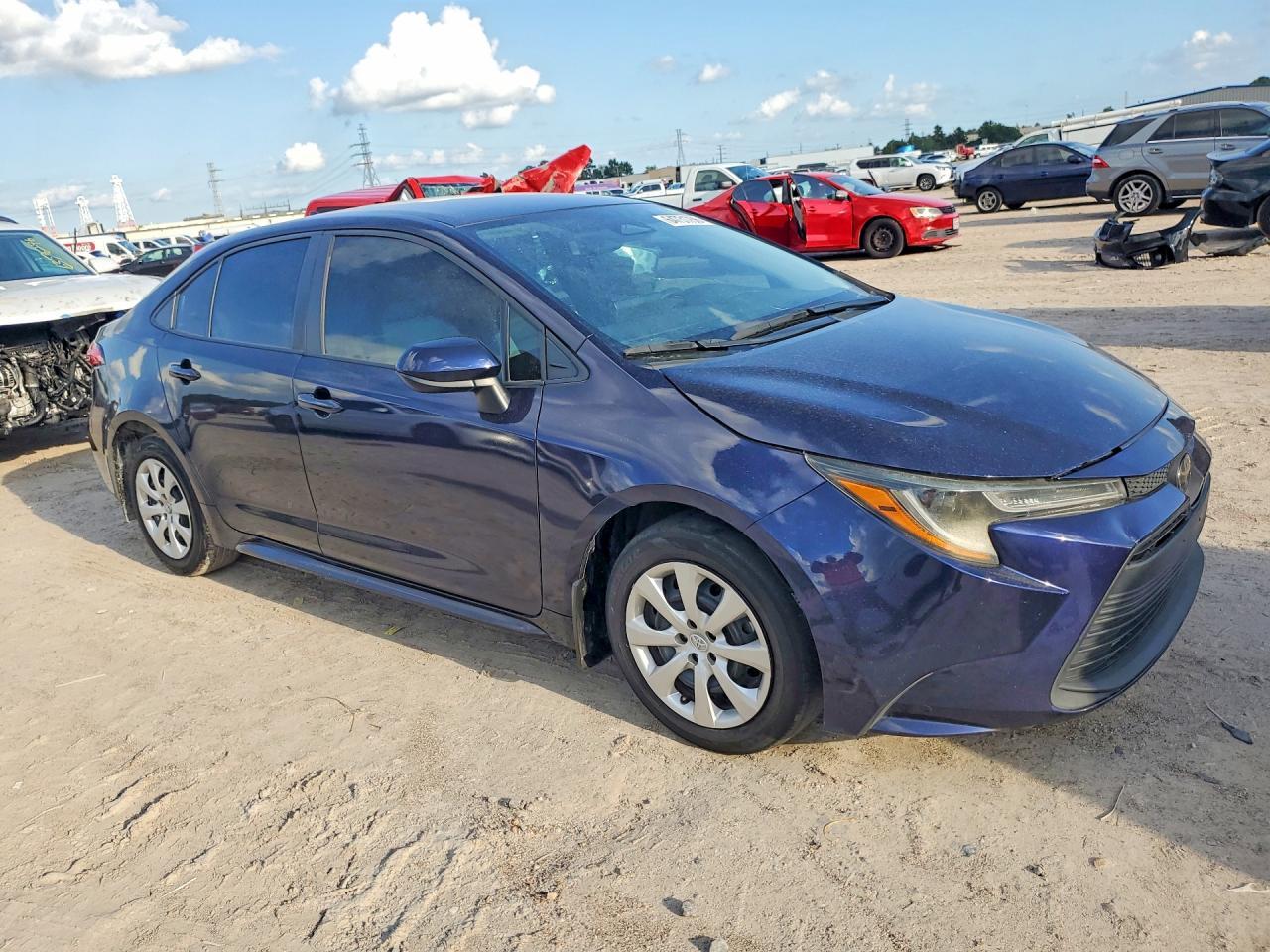 2025 Toyota Corolla Le - Image 4