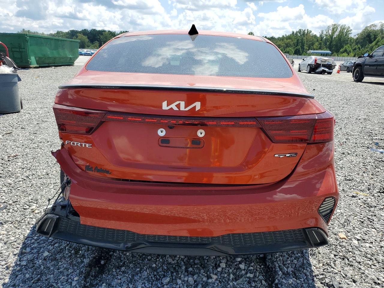 2023 Kia Forte Gt Line - Image 6
