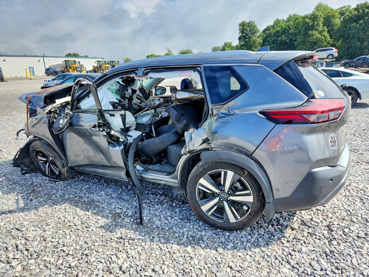 2023 Nissan Rogue Sl - Фото 2