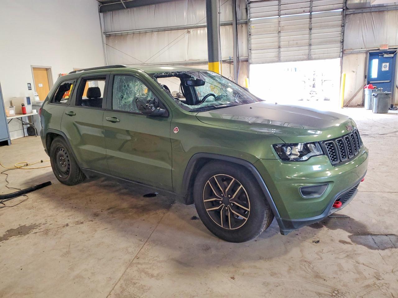 2020 Jeep Grand Cherokee Trailhawk - Фото 4
