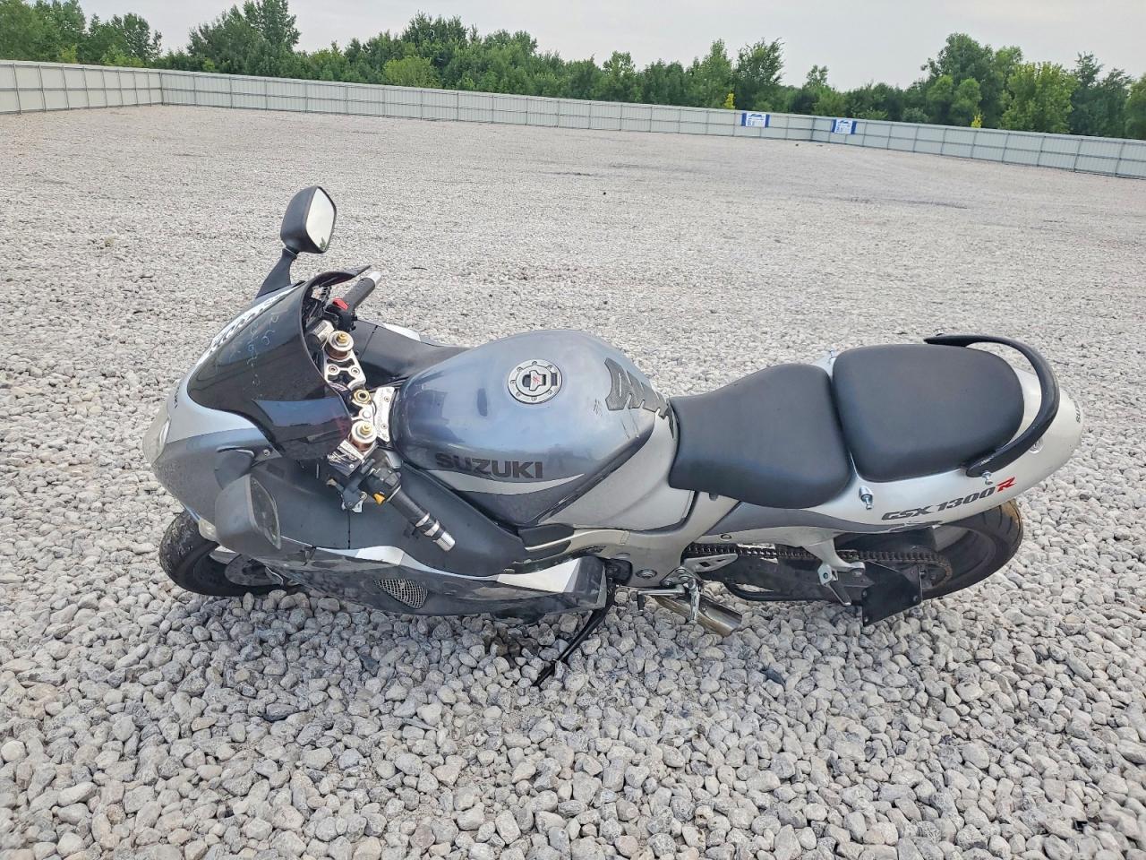 2006 Suzuki Gsx1300 R - Фото 3