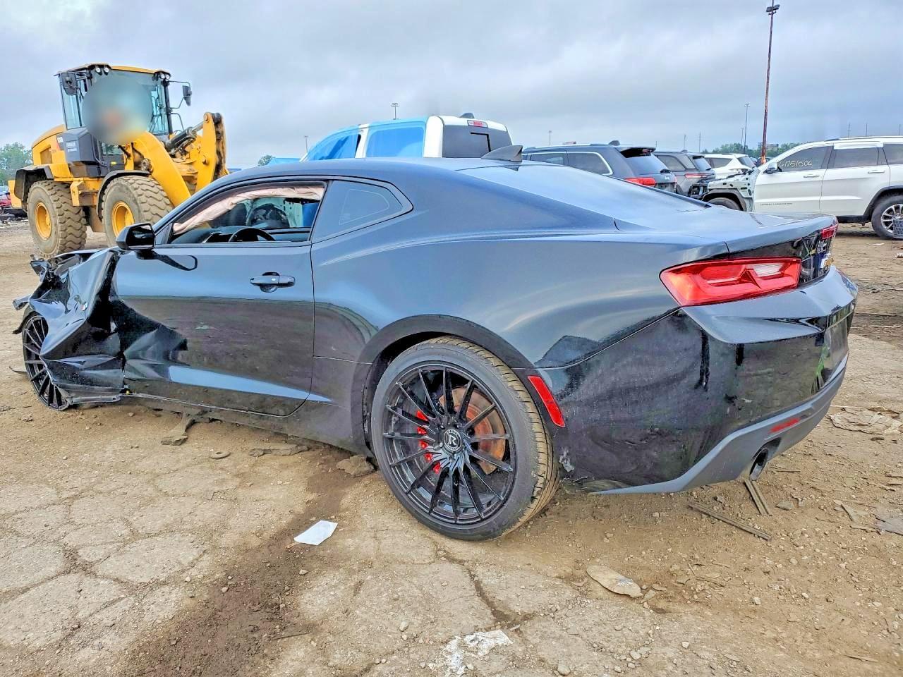 2016 Chevrolet Camaro Lt - Фото 2