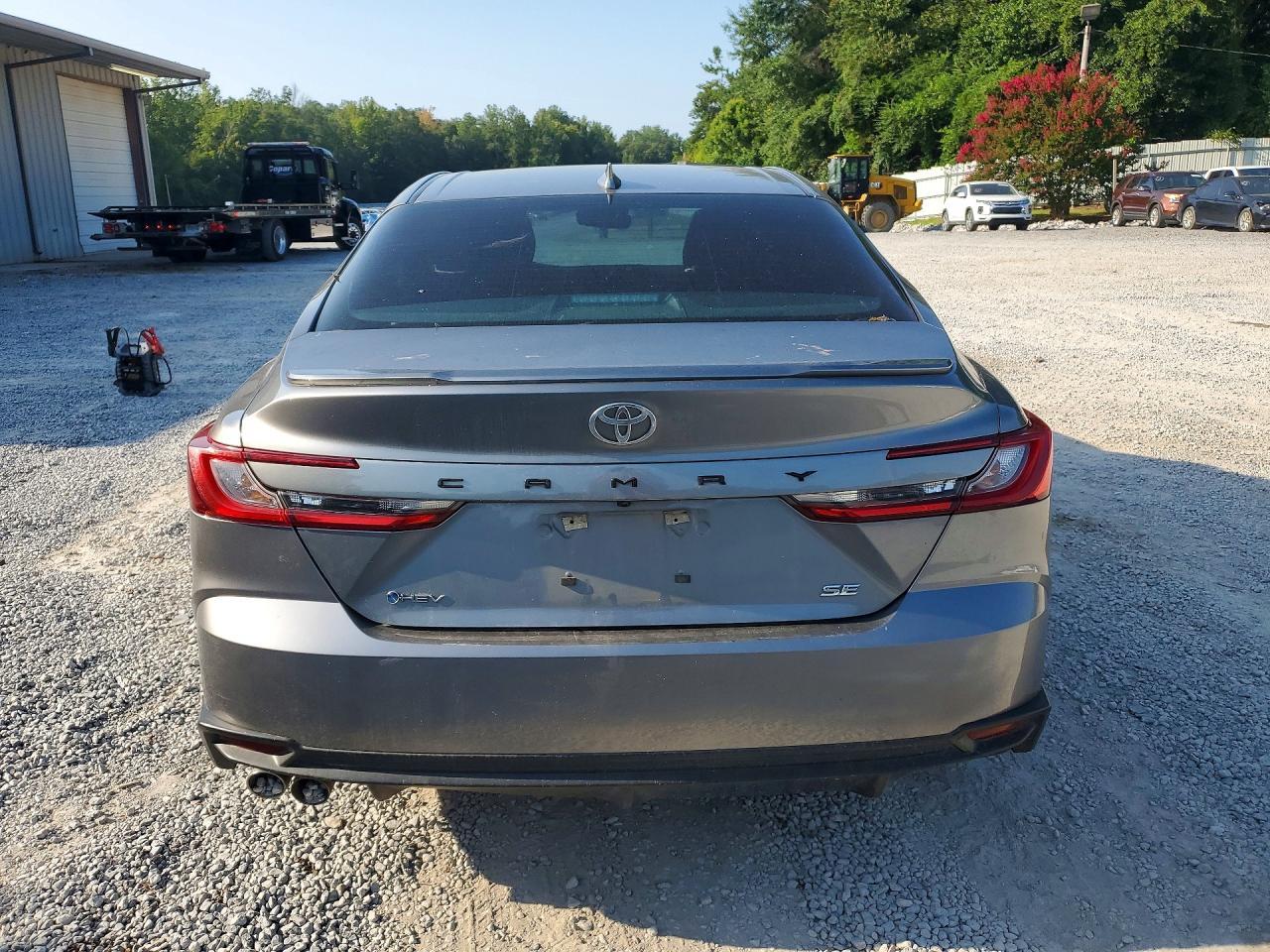 2025 Toyota Camry Se - Фото 6
