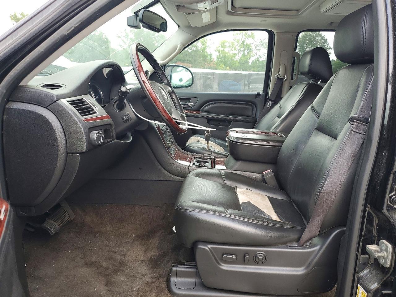 2013 Cadillac Escalade Luxury - Фото 7