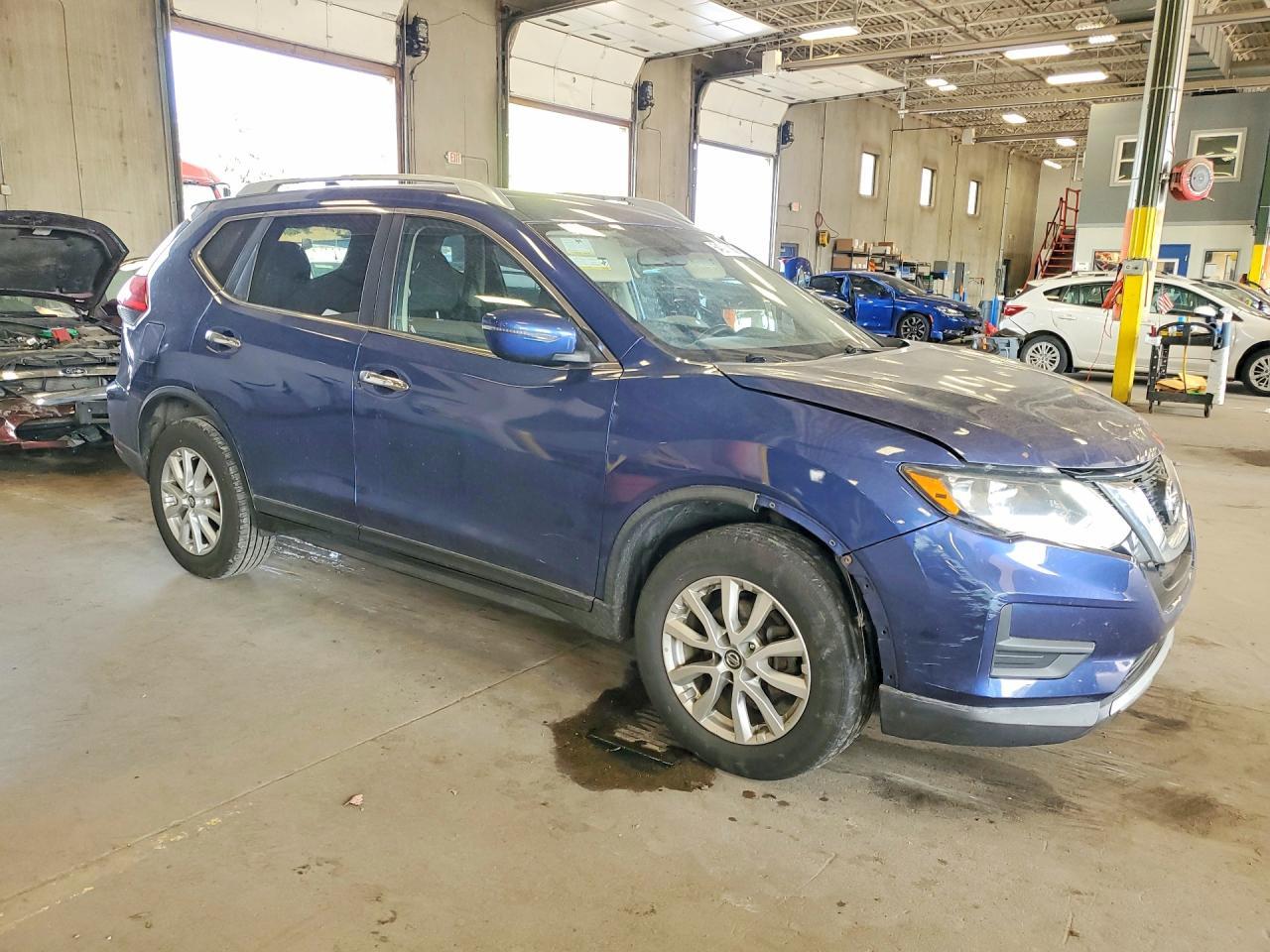 2017 Nissan Rogue Sv - Image 4