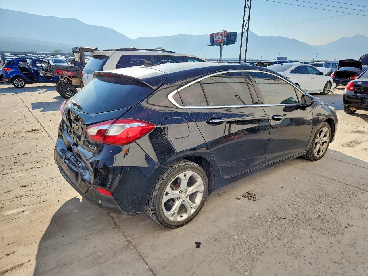 2018 Chevrolet Cruze Premier - Image 3