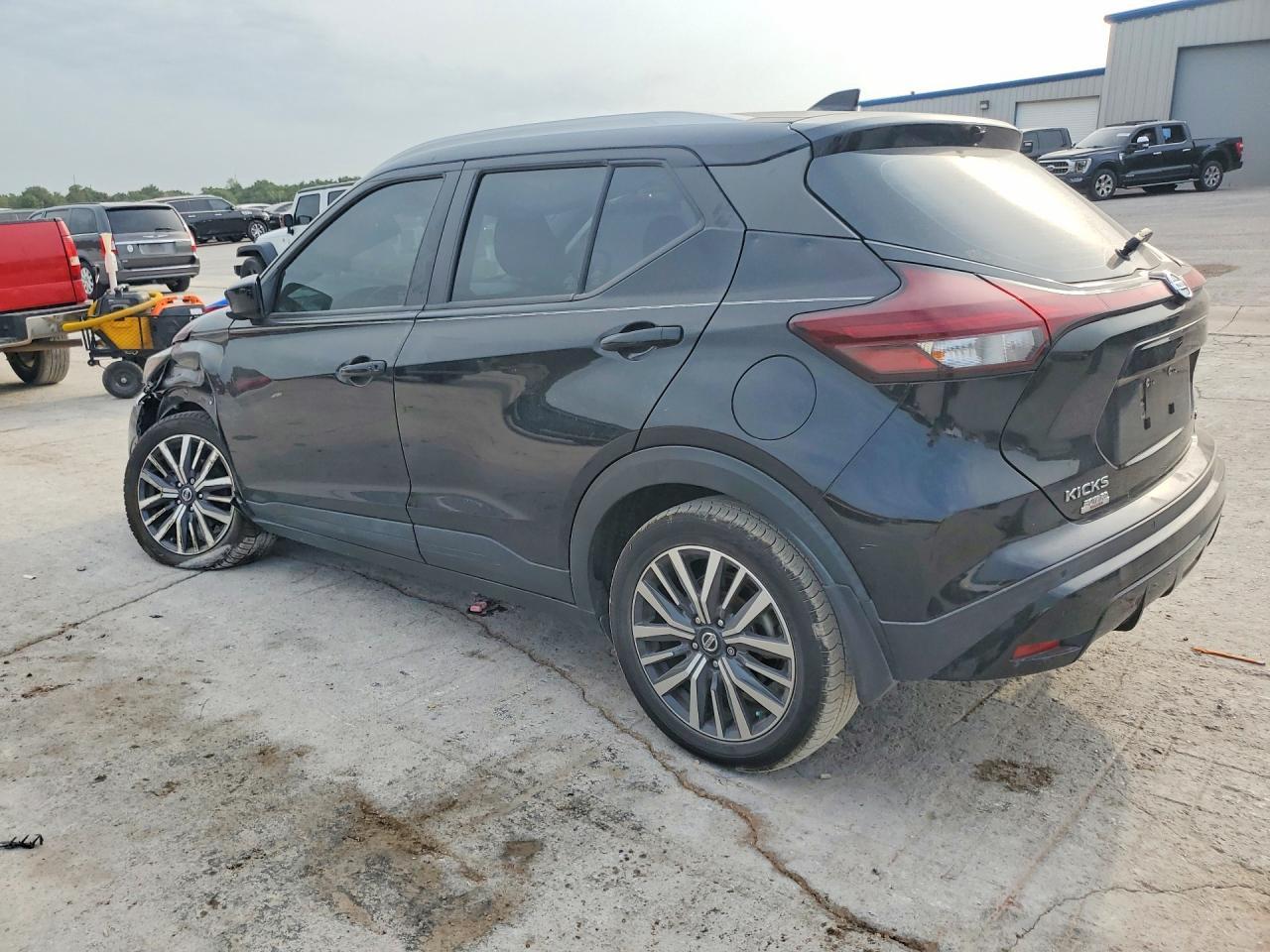 2021 Nissan Kicks Sv - Фото 2