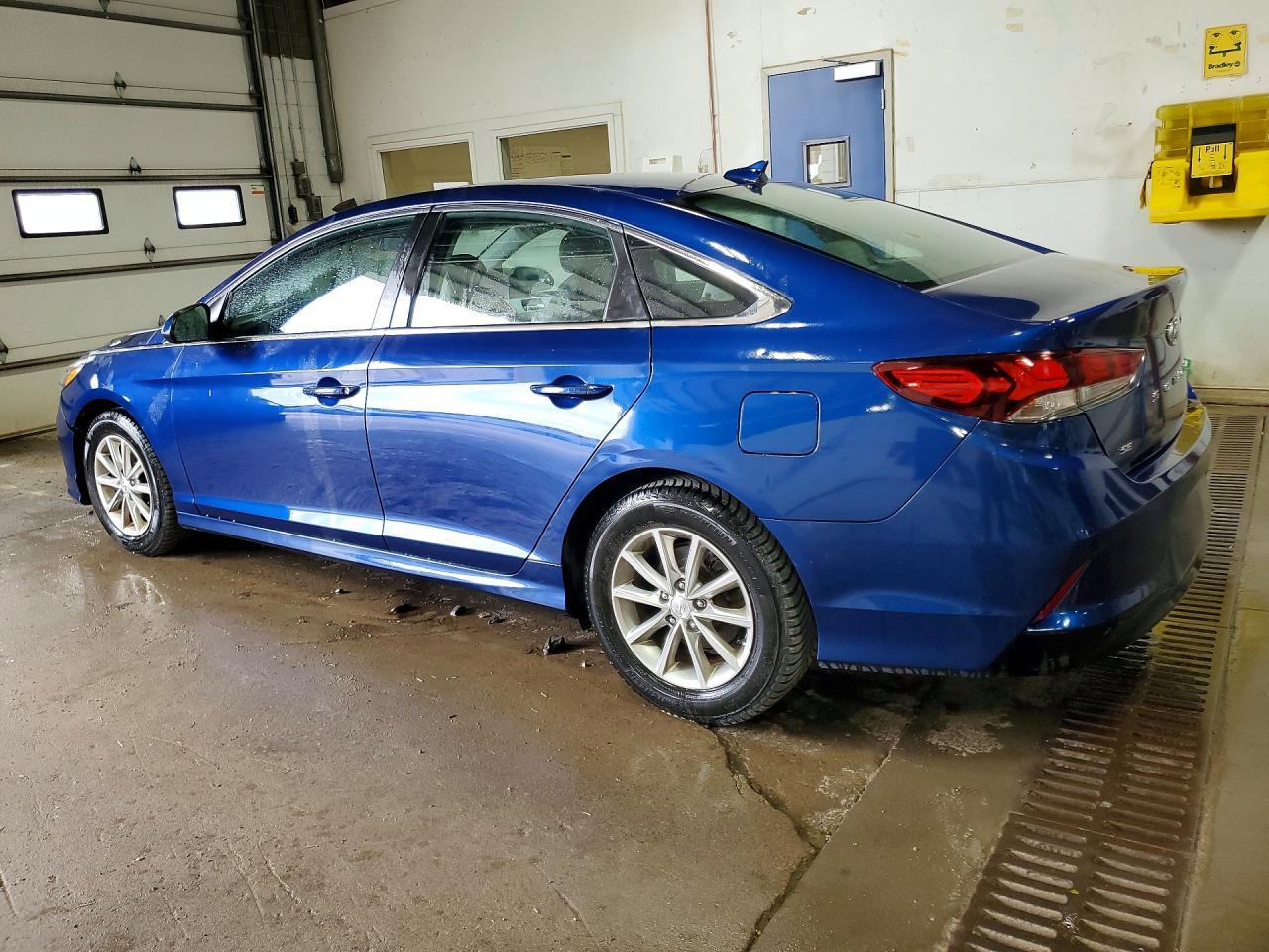 2018 Hyundai Sonata Se - Фото 2