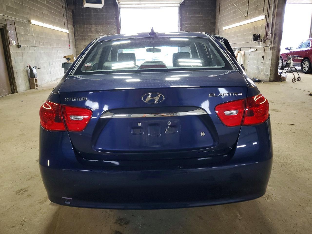 2010 Hyundai Elantra Se - Image 6