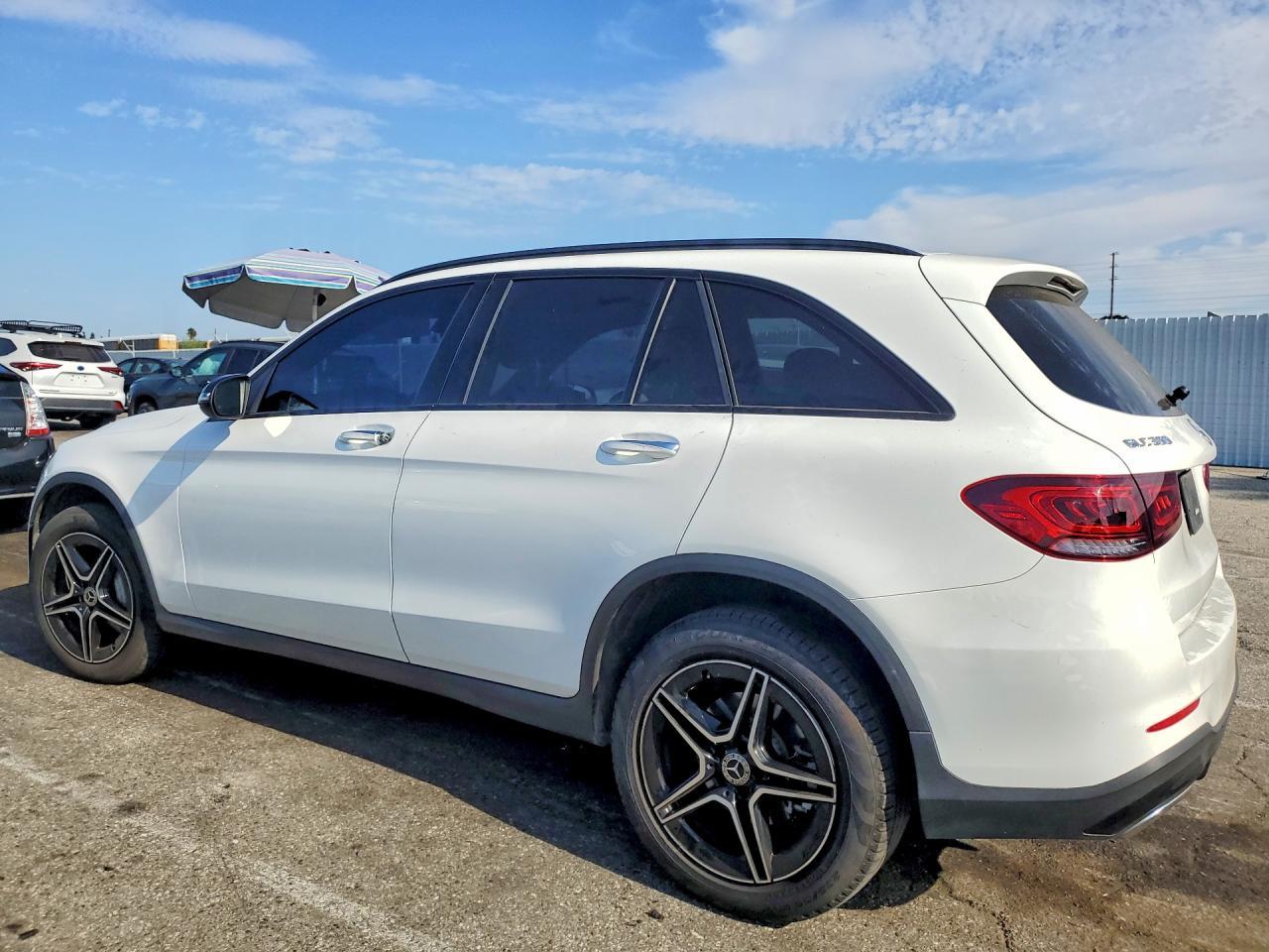 2020 Mercedes-Benz Glc 300 4Matic - Фото 2