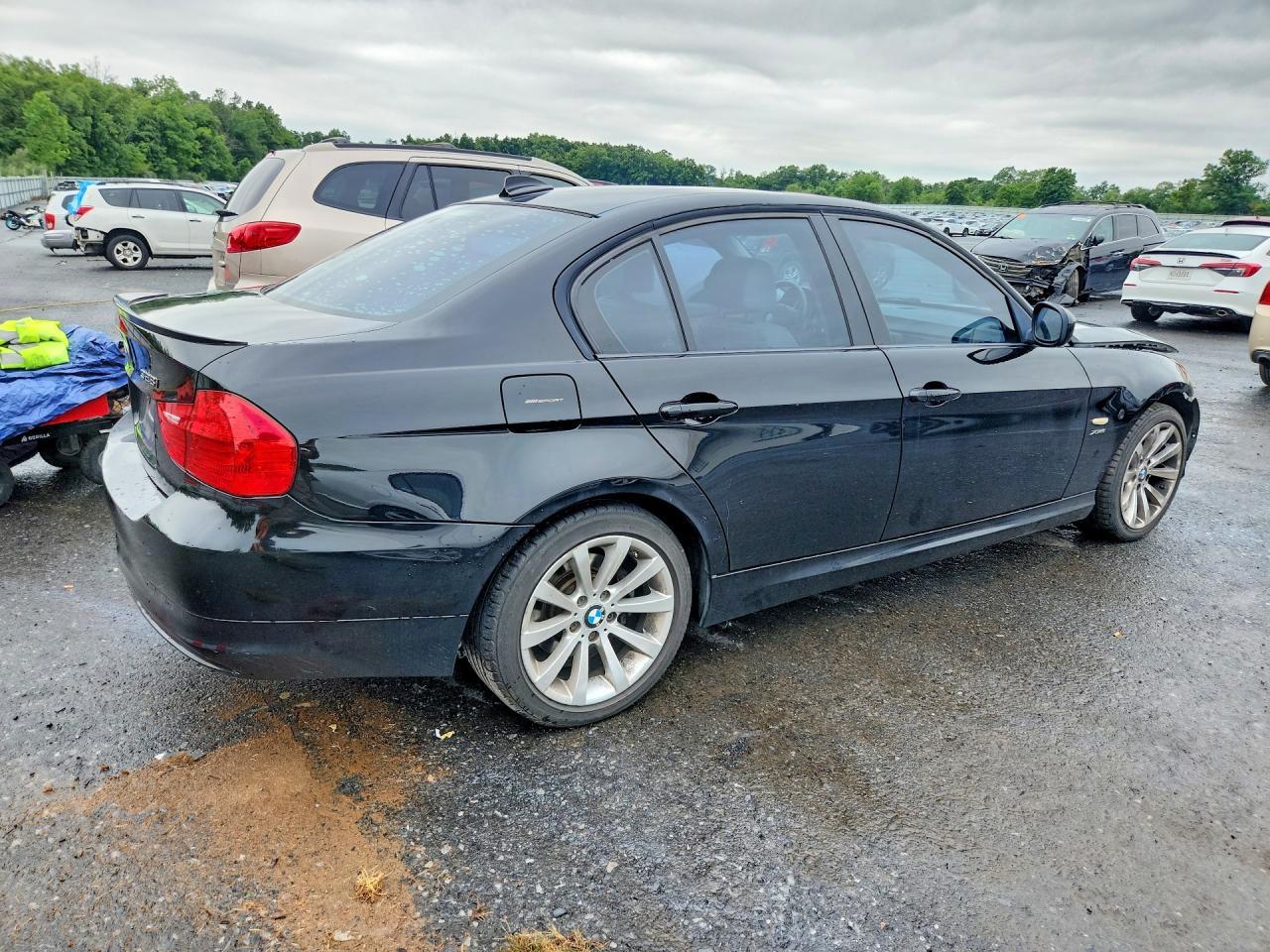 2011 BMW 328 Xi Sulev - Фото 3