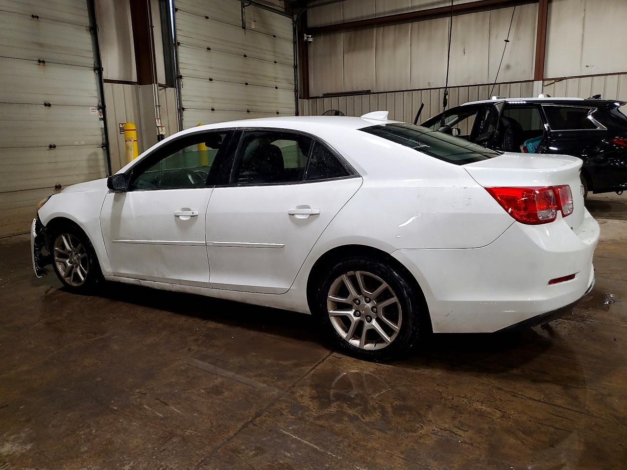 2015 Chevrolet Malibu 1Lt - Фото 2