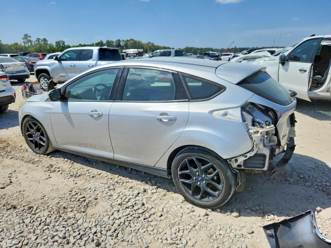 2016 Ford Focus Se - Фото 2