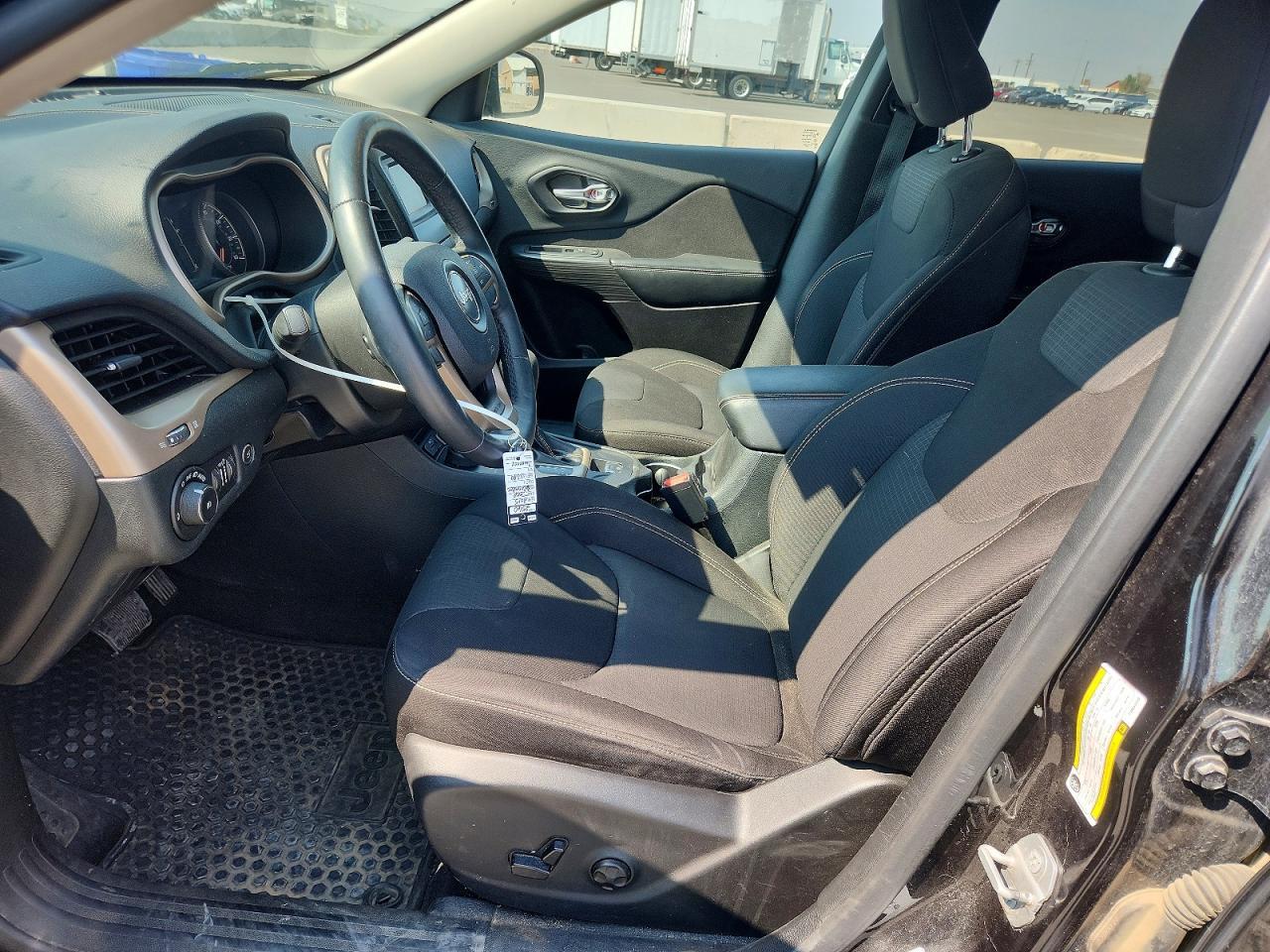 2015 Jeep Cherokee Latitude - Фото 7