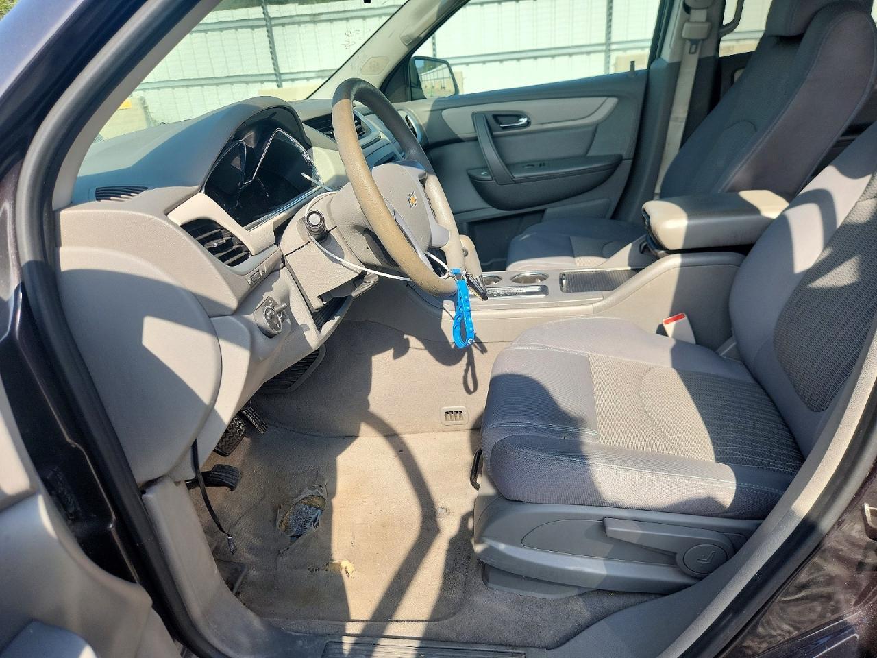 2017 Chevrolet Traverse Ls - Фото 7