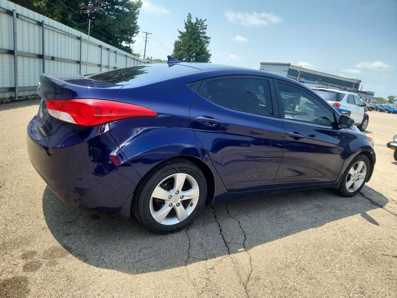 2013 Hyundai Elantra Gls - Фото 3