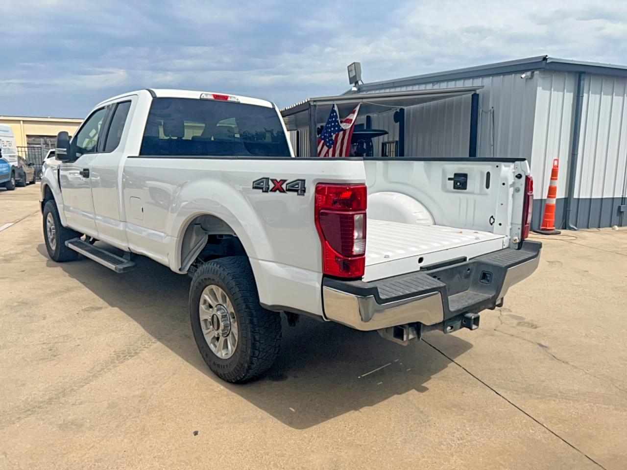 2019 Ford F250 Super Duty - Image 3