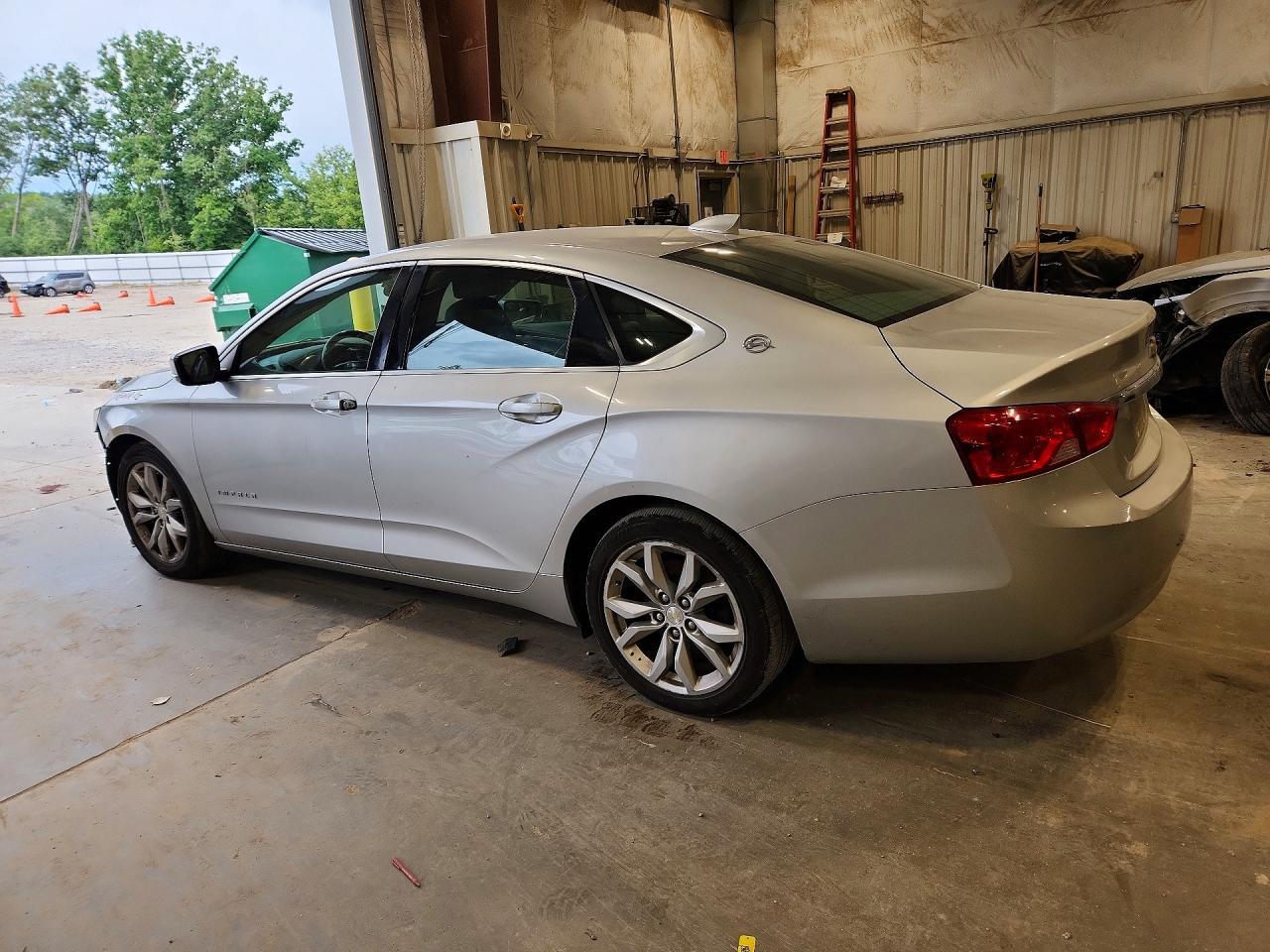 2017 Chevrolet Impala Lt - Фото 2