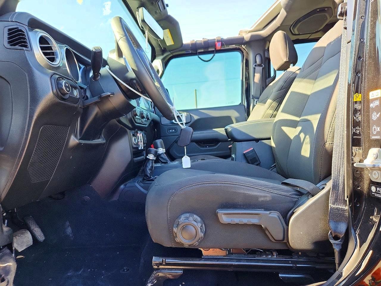 2023 Jeep Gladiator Overland - Фото 7