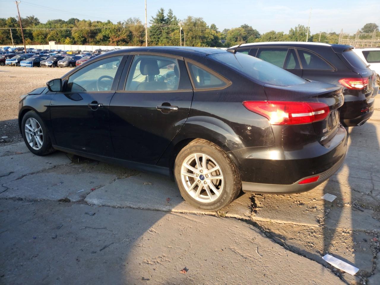 2016 Ford Focus Se - Image 2