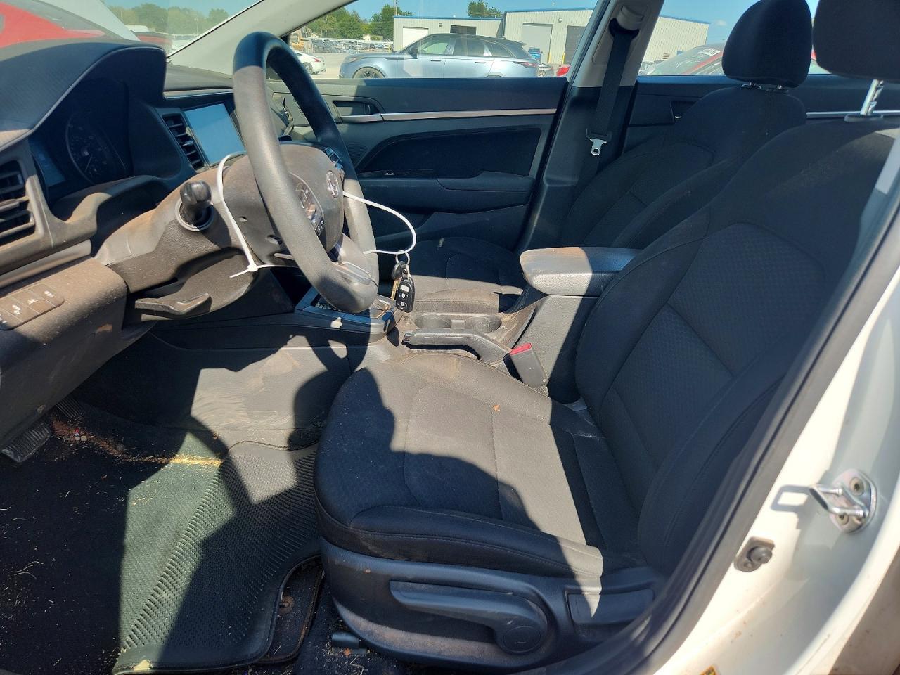 2020 Hyundai Elantra Sel - Фото 7