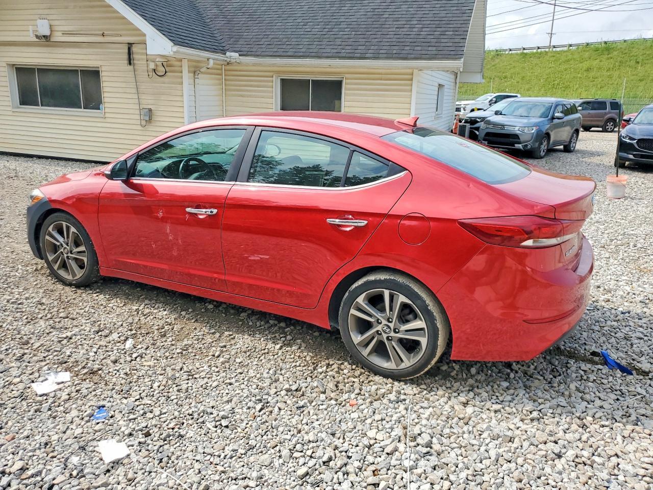 2017 Hyundai Elantra Limited - Image 2