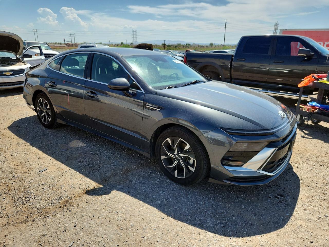 2025 Hyundai Sonata Sel - Image 4