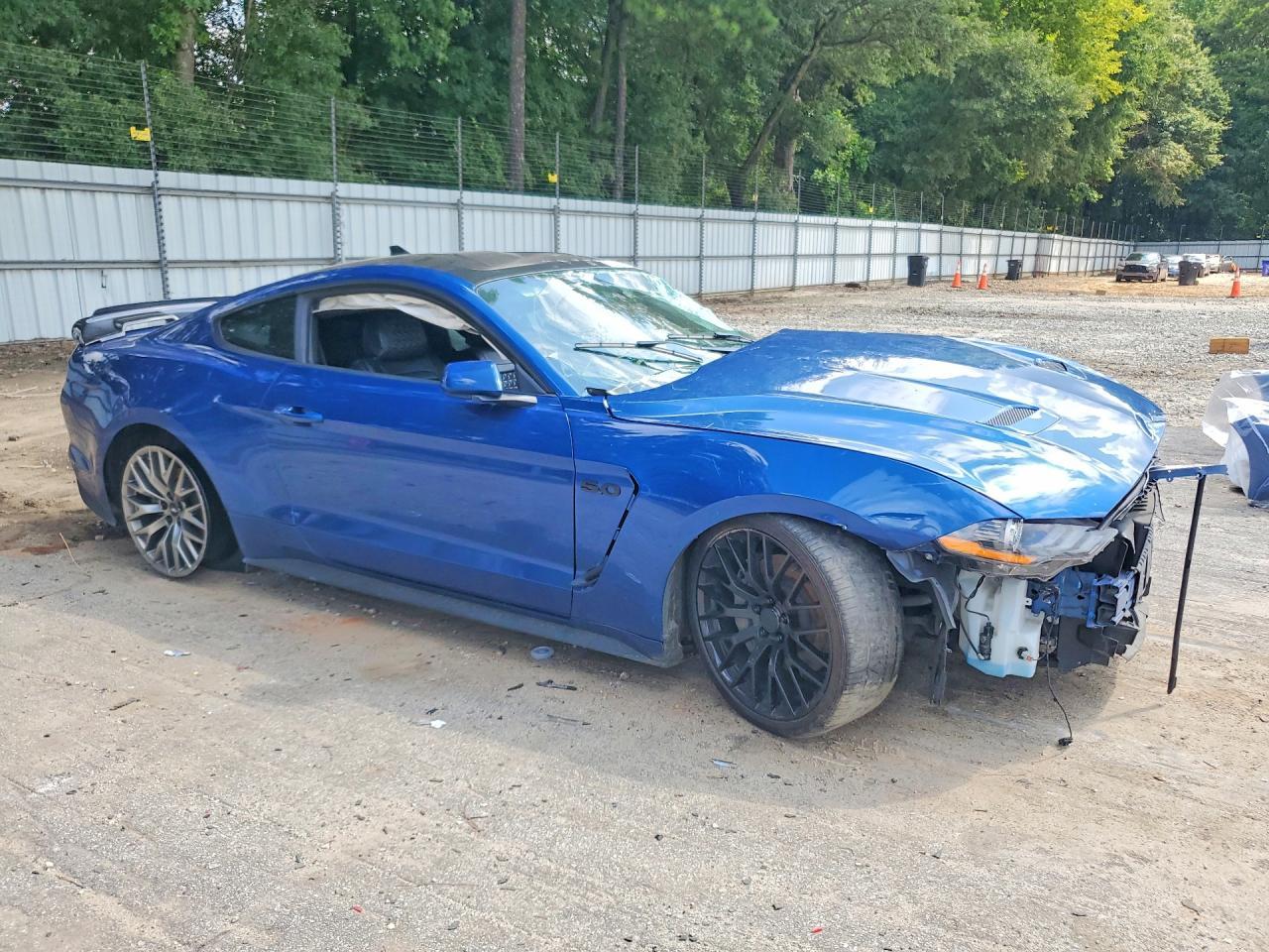 2022 Ford Mustang Gt - Фото 4