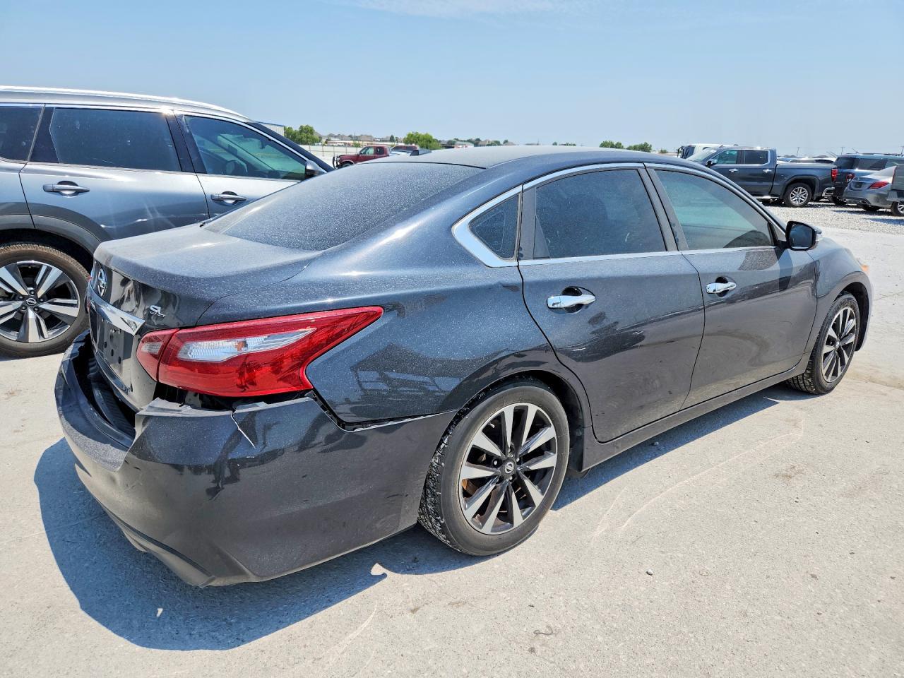 2018 Nissan Altima 2.5 Sl - Image 3
