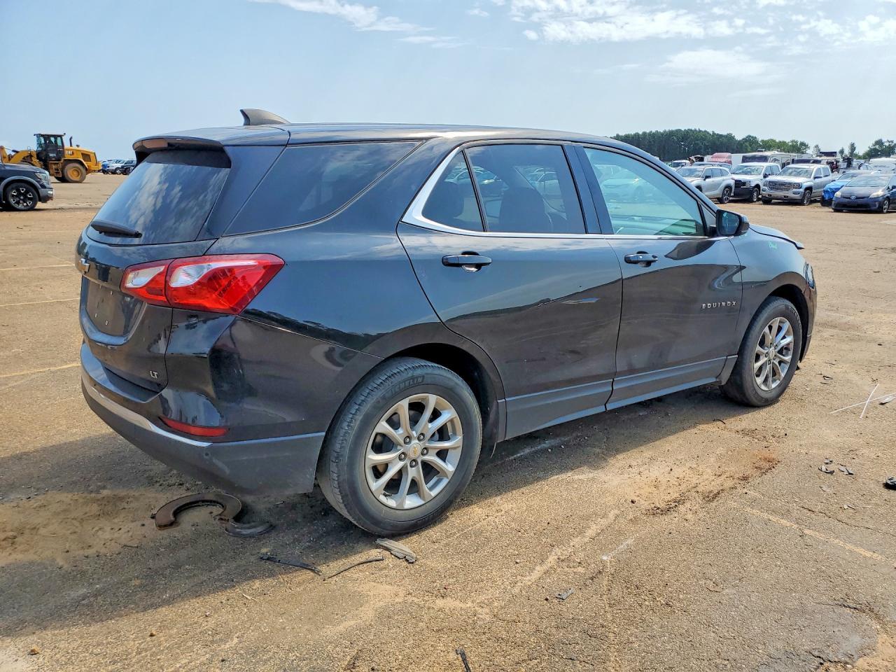 2020 Chevrolet Equinox Lt - Фото 3