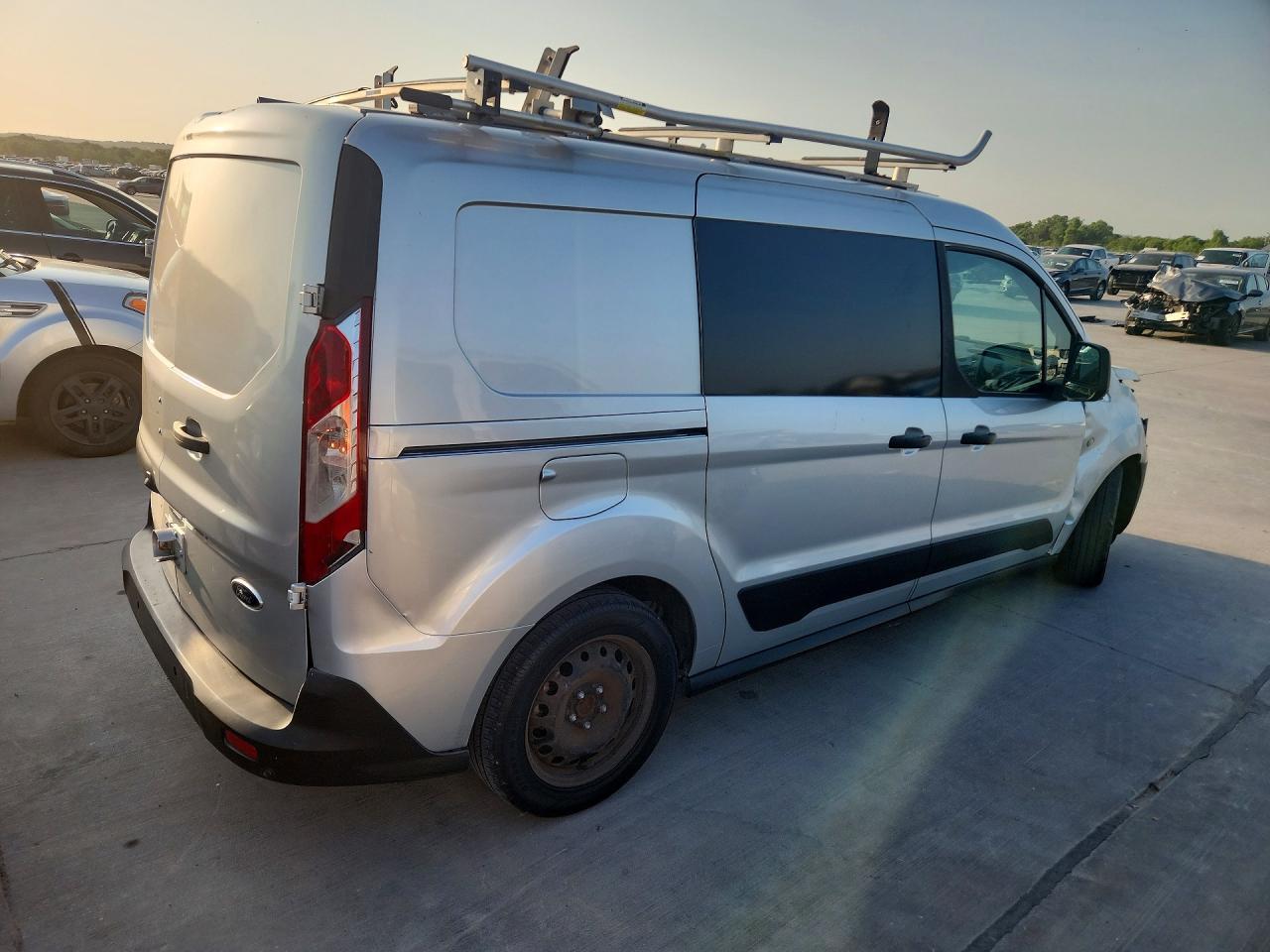 2019 Ford Transit Connect Xlt - Фото 3