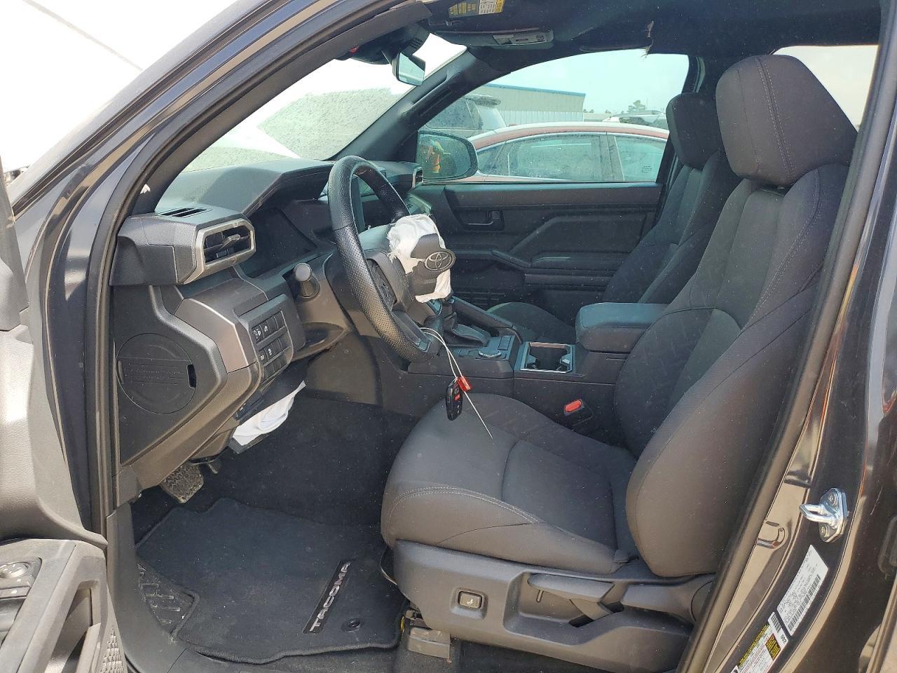 2025 Toyota Tacoma Sr5 - Image 7