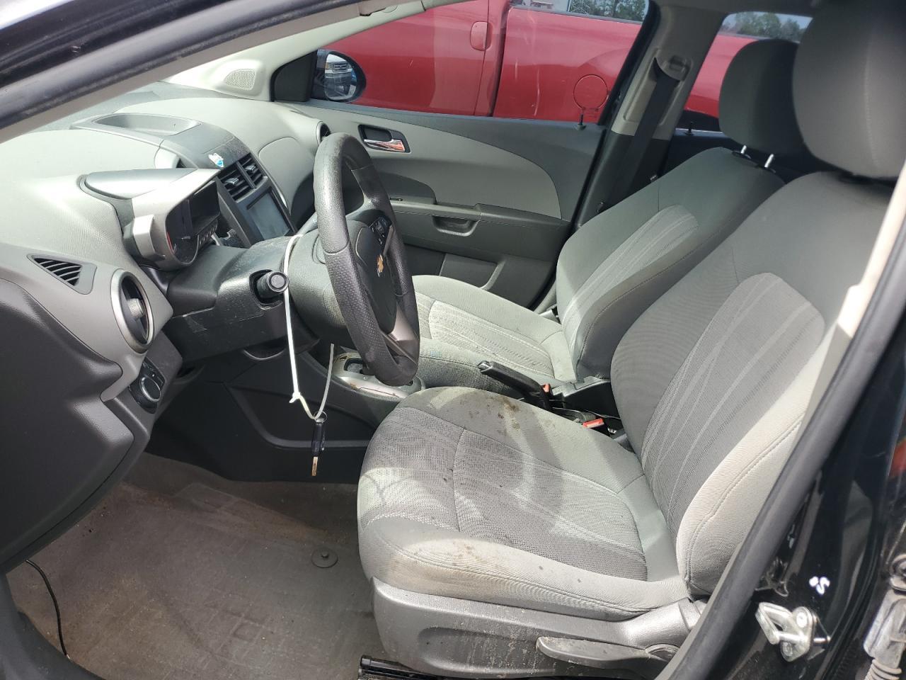 2016 Chevrolet Sonic Lt - Фото 7