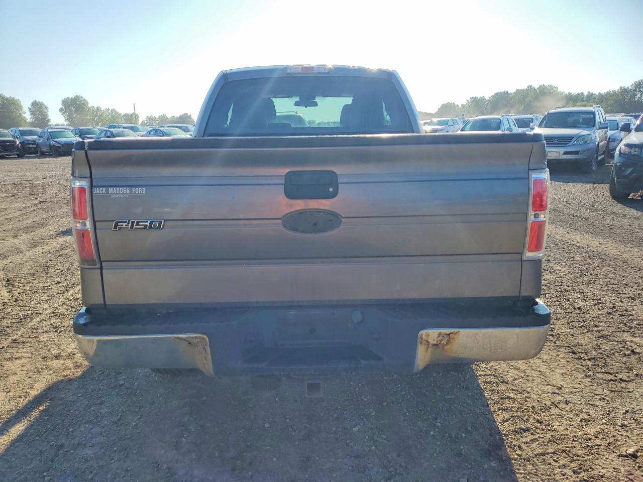 2010 Ford F150 Super Cab - Image 6