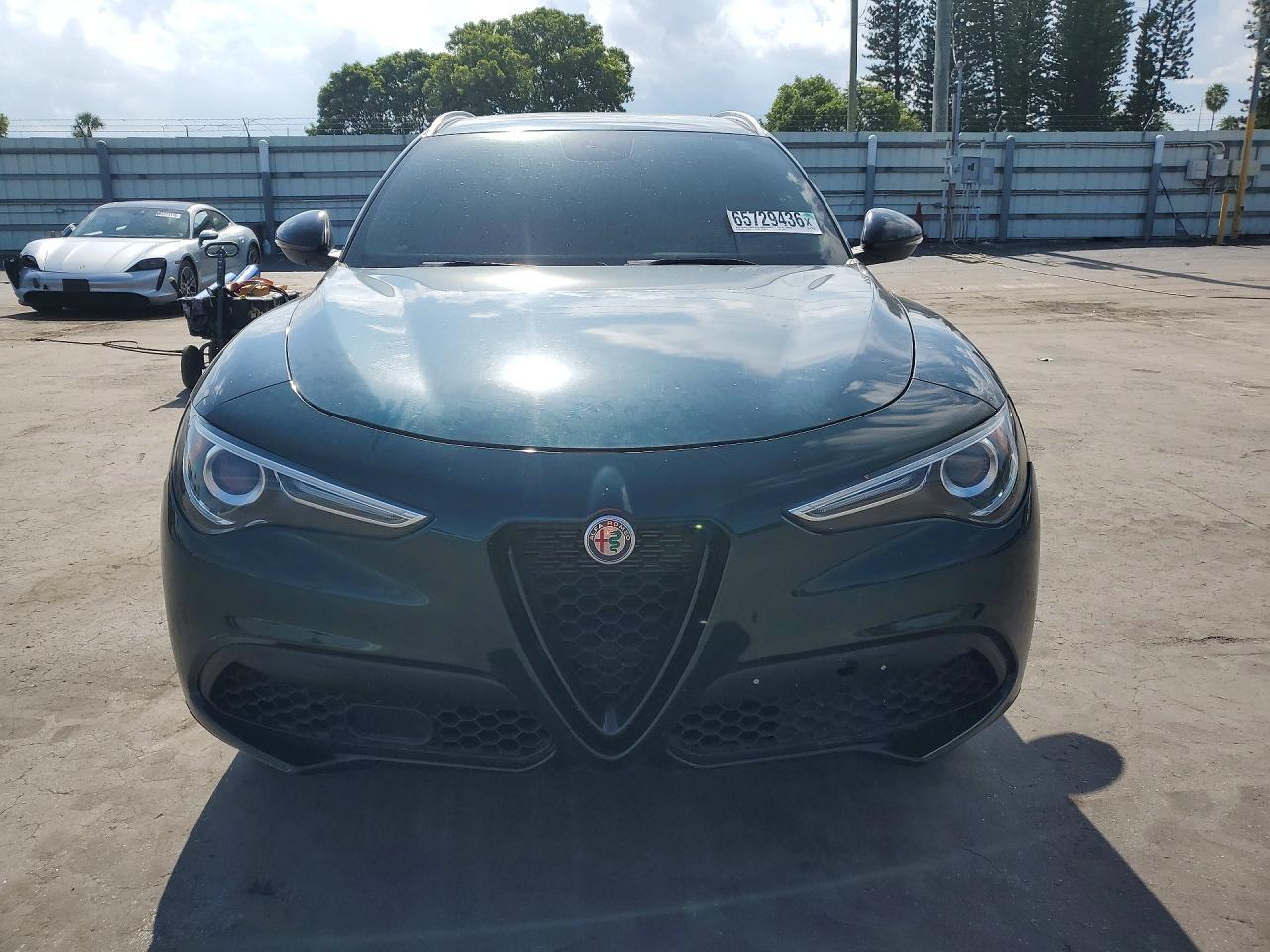 2019 Alfa Romeo Stelvio - Фото 5