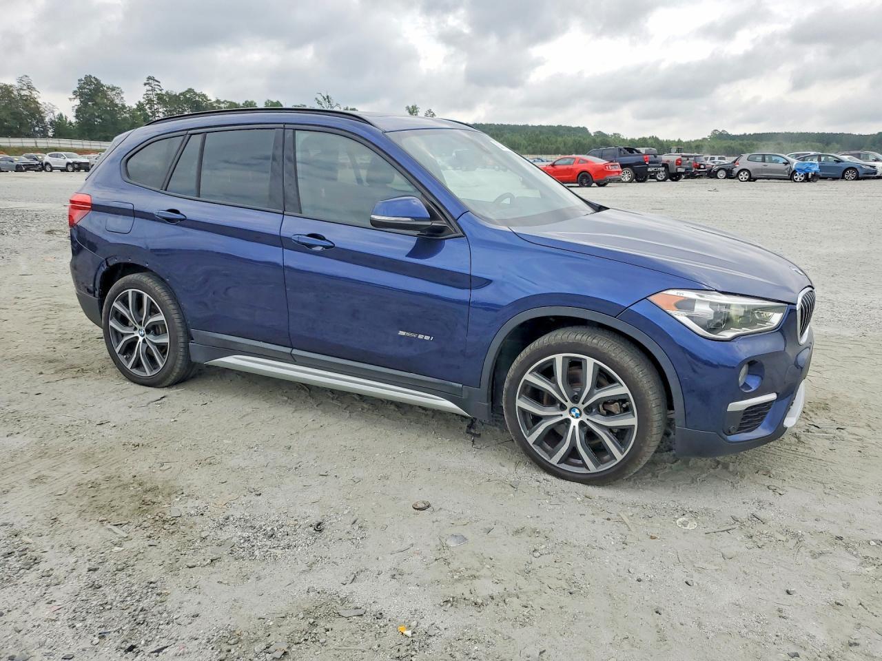 2017 BMW X1 Sdrive28I - Image 4