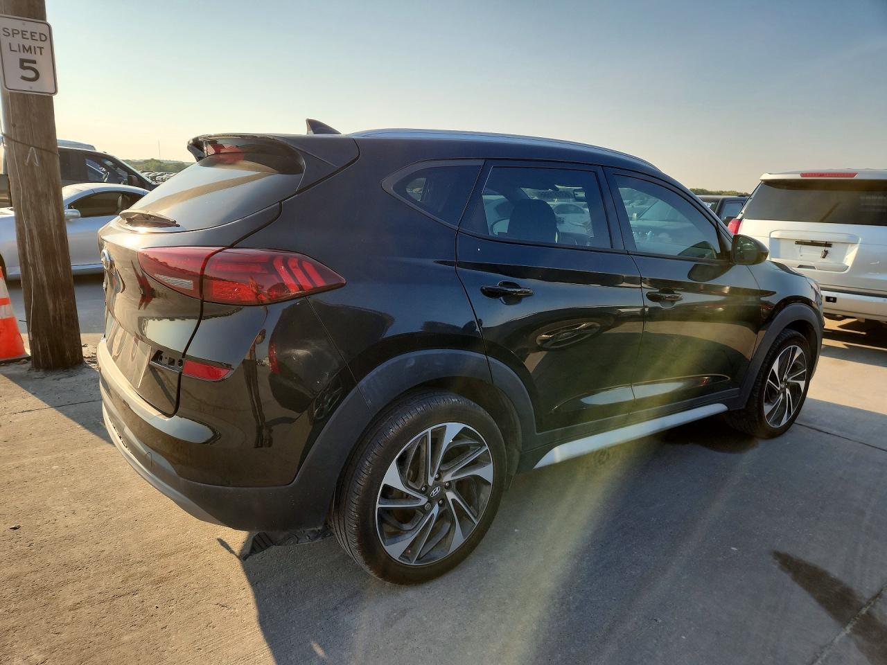 2020 Hyundai Tucson Sport - Фото 3