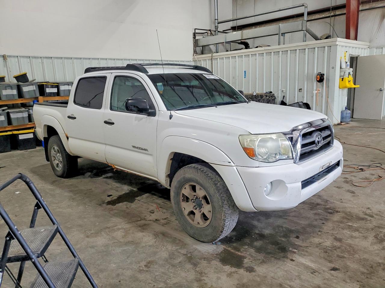 2010 Toyota Tacoma V6 - Image 4
