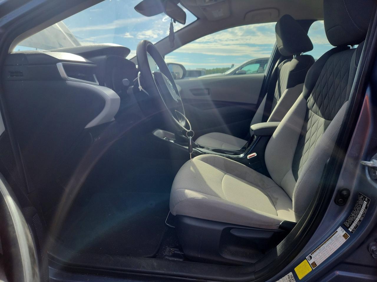 2022 Toyota Corolla Le - Фото 7