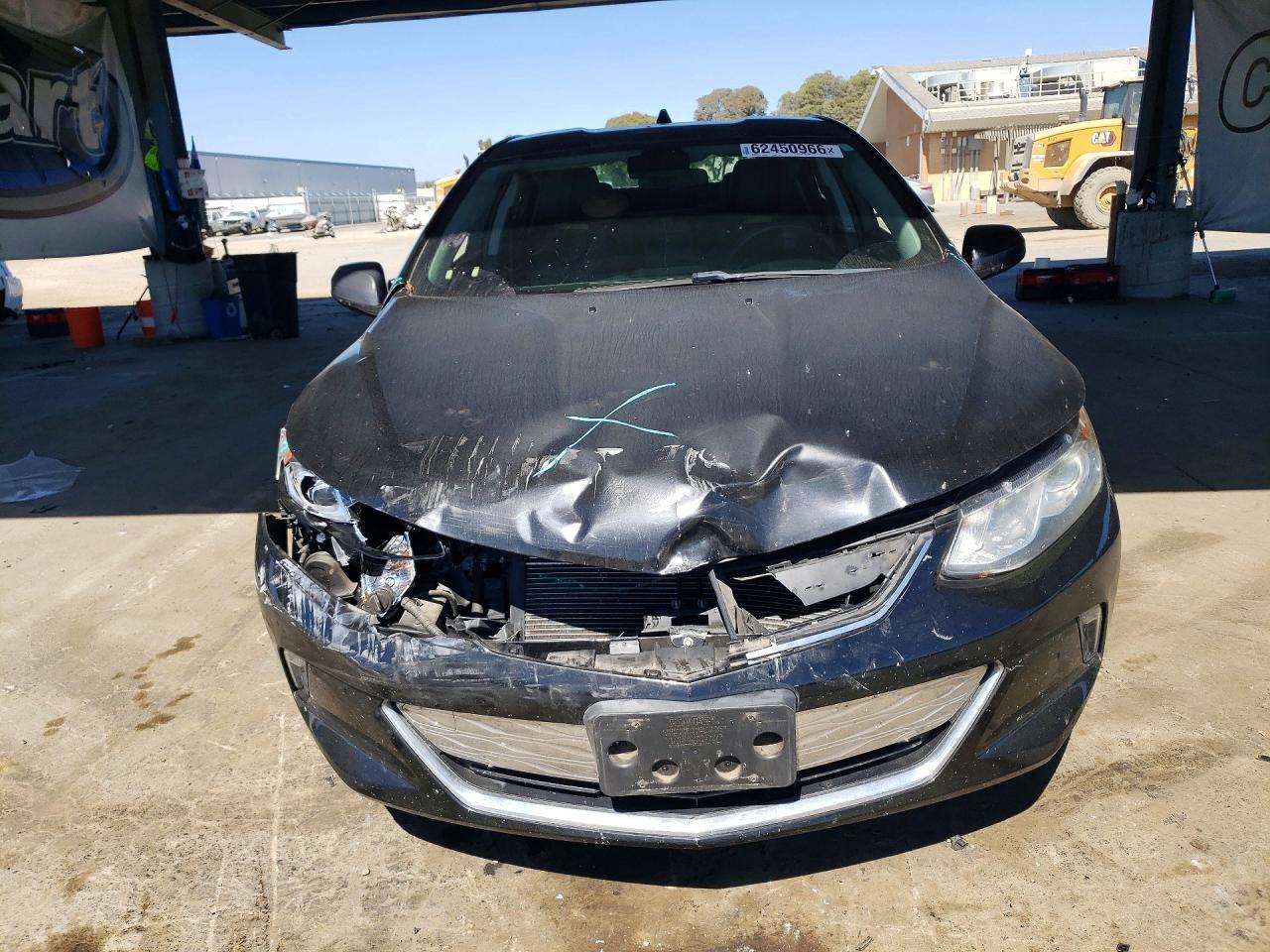 2017 Chevrolet Volt Lt - Image 5