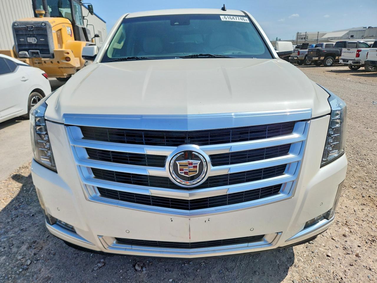 2015 Cadillac Escalade Luxury - Image 5