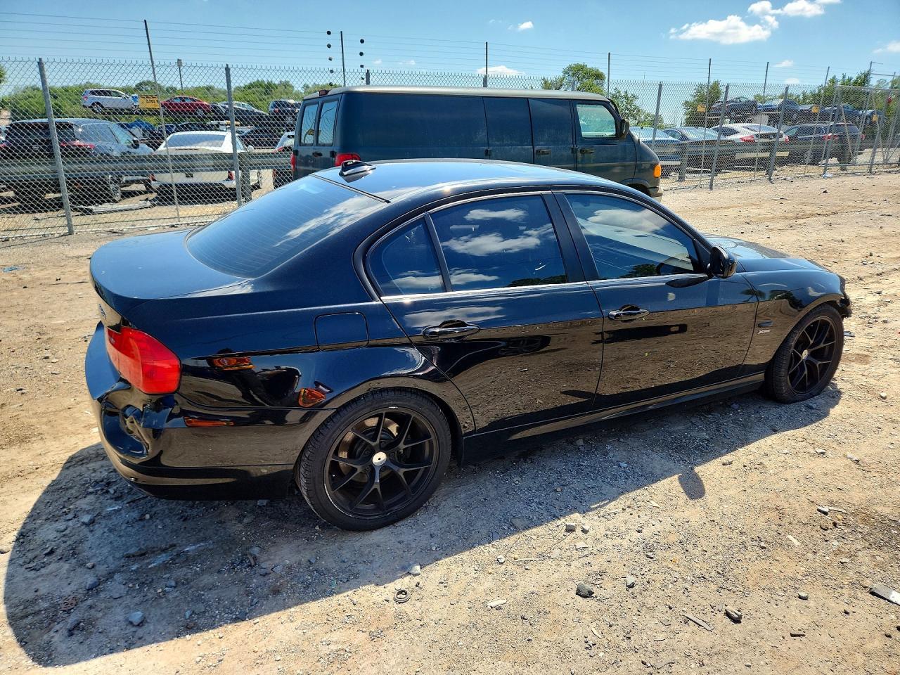 2011 BMW 328 Xi Sulev - Фото 3