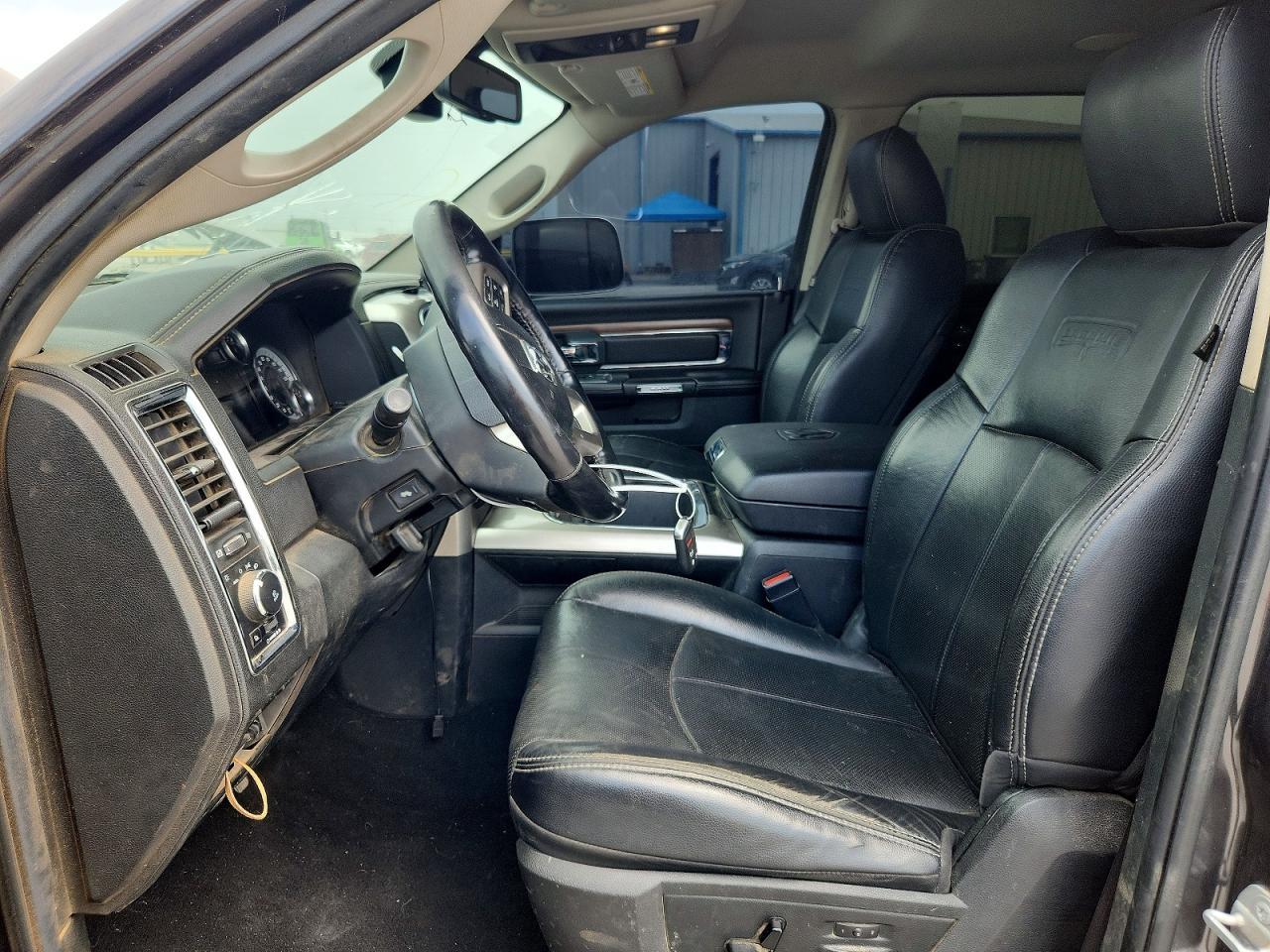 2017 Ram 1500 Laramie - Image 7