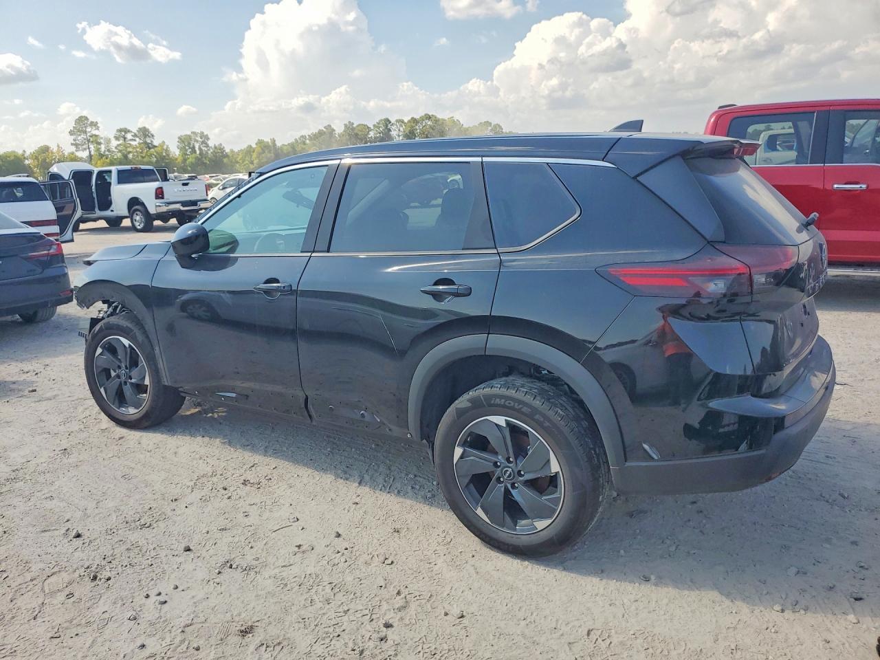 2026 Nissan Rogue Sv - Фото 2