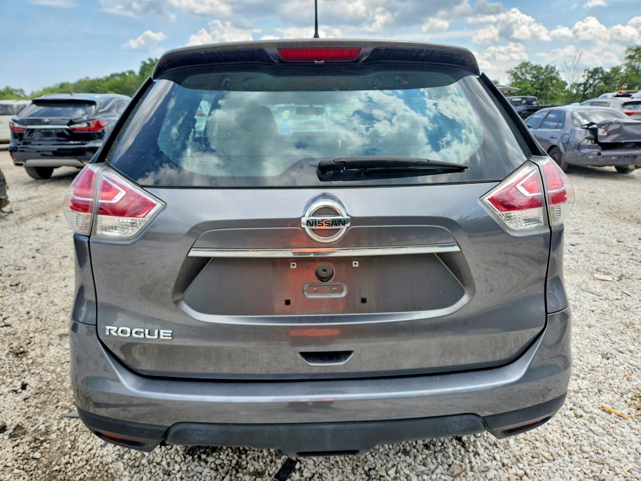 2015 Nissan Rogue S - Фото 6