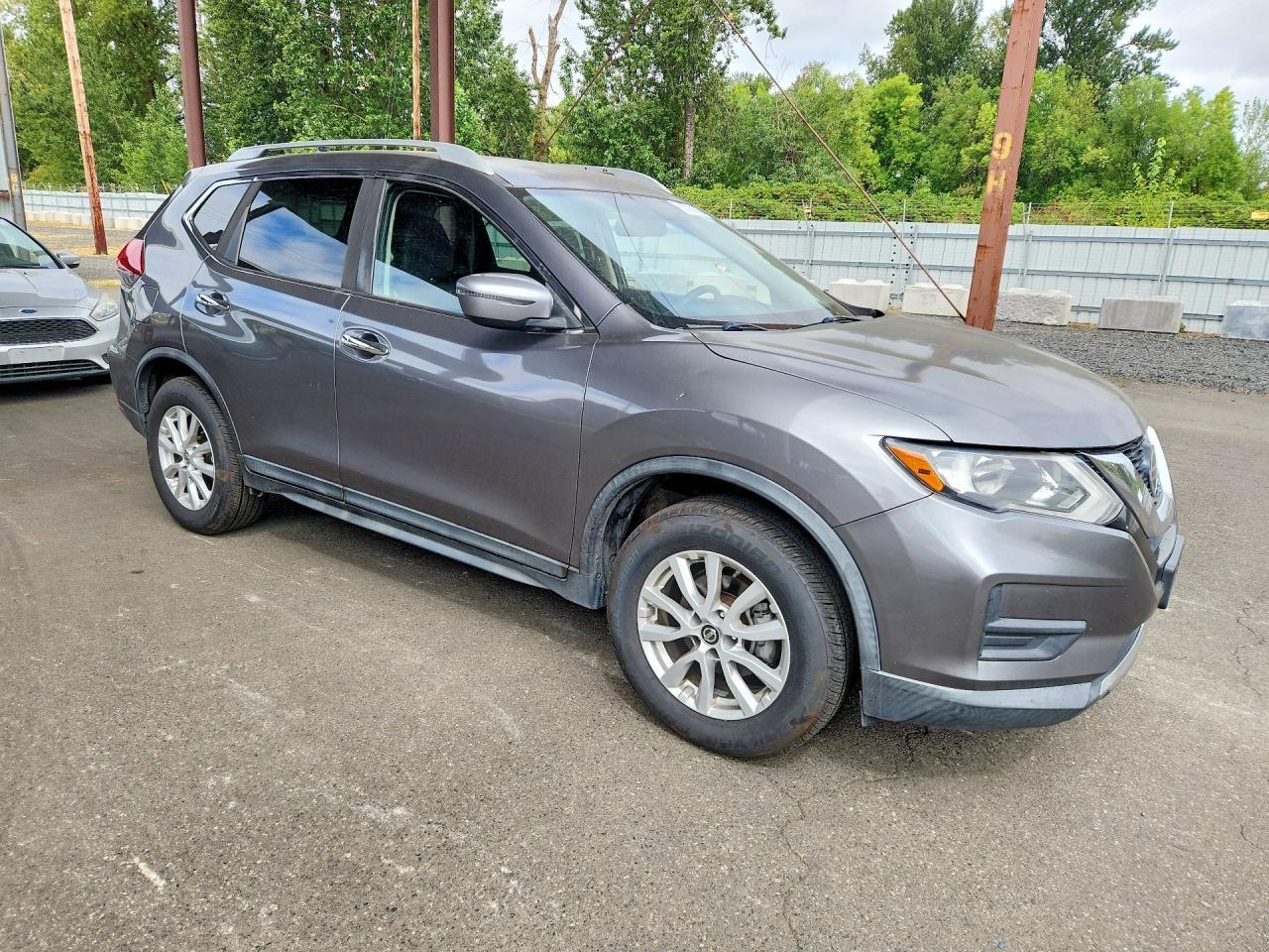 2018 Nissan Rogue Sv - Image 4