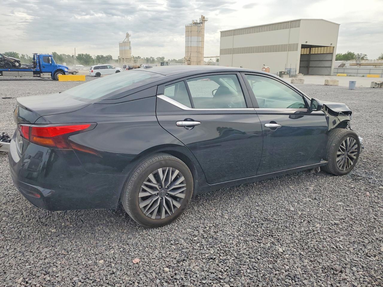 2025 Nissan Altima Sv - Фото 3