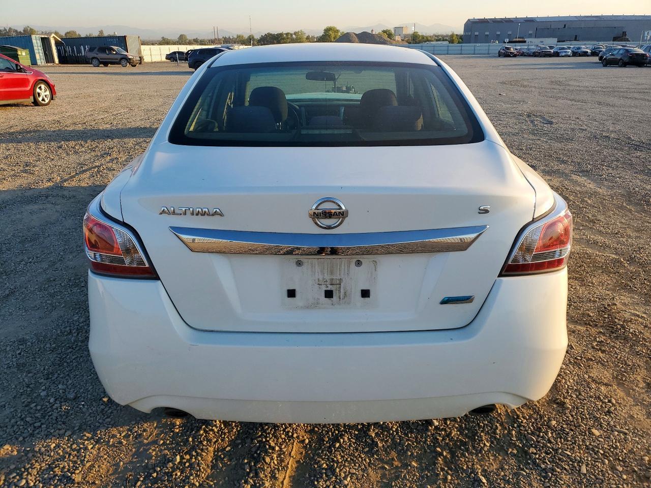 2014 Nissan Altima 2.5 - Image 6