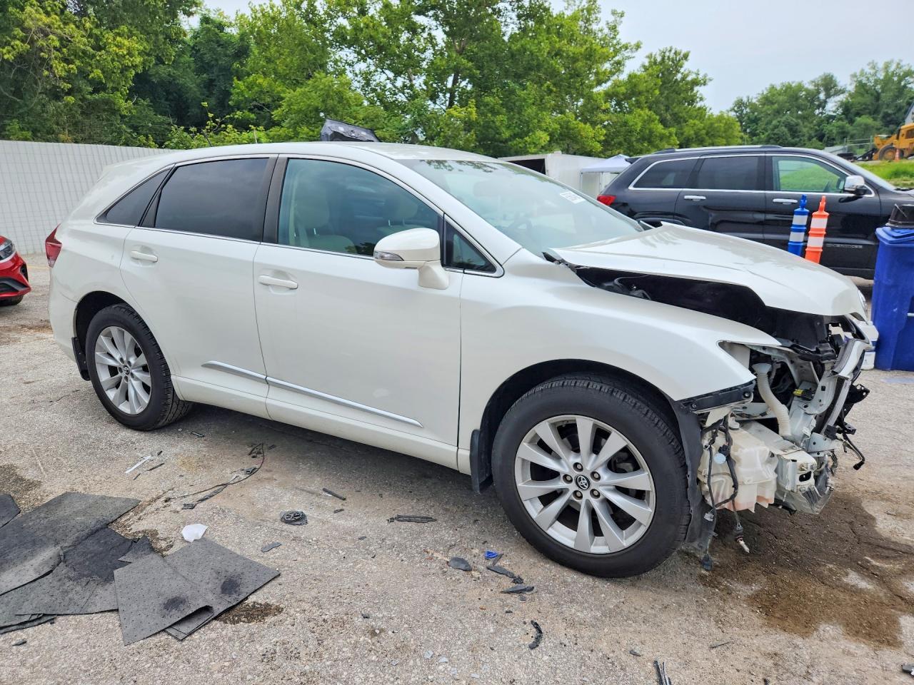 2013 Toyota Venza Le - Фото 4
