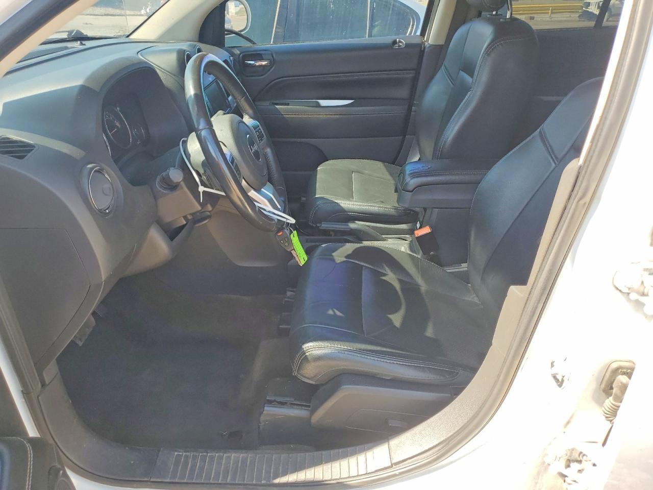 2017 Jeep Compass Latitude - Фото 7